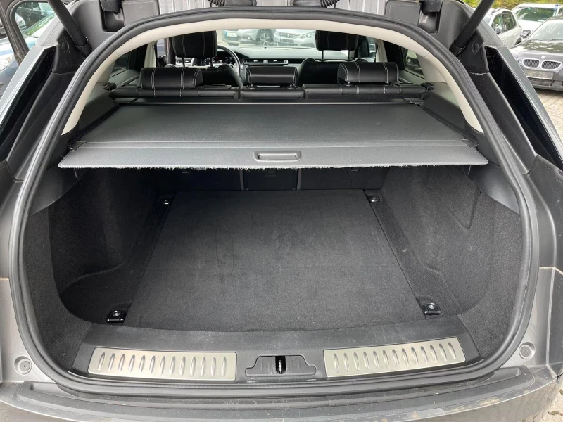 Land Rover Range Rover Velar S/179HP/LED/PANO/4X4/DIGITAL/ACC/770v, снимка 7 - Автомобили и джипове - 52212399