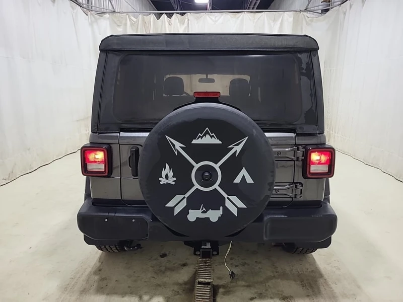 Jeep Wrangler 2021 UNLIMITED SPORT * CARFAX * БЕЗ ПЪРВОНАЧАЛНА, снимка 5 - Автомобили и джипове - 52831568