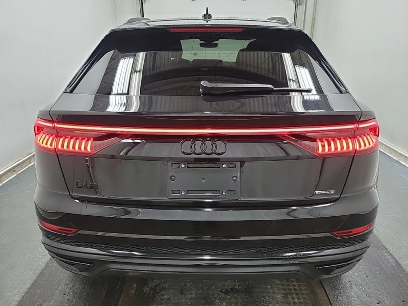 Audi Q8 PROGRESSIV* 360* ПАНОРАМА* ОБДУХВАНЕ, снимка 6 - Автомобили и джипове - 53364940