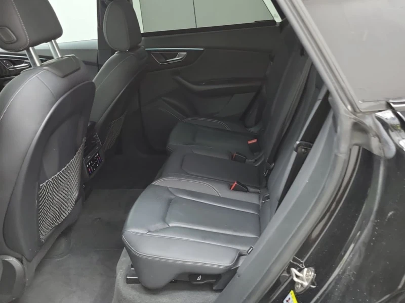 Audi Q8 PROGRESSIV* 360* ПАНОРАМА* ОБДУХВАНЕ, снимка 12 - Автомобили и джипове - 53364940