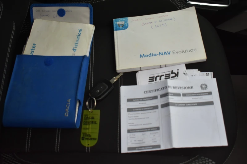 Dacia Duster 1.5DCI/110kc-PRESTIGE= EURO6= ITALY= ОТЛИЧНА!!!, снимка 17 - Автомобили и джипове - 53469788