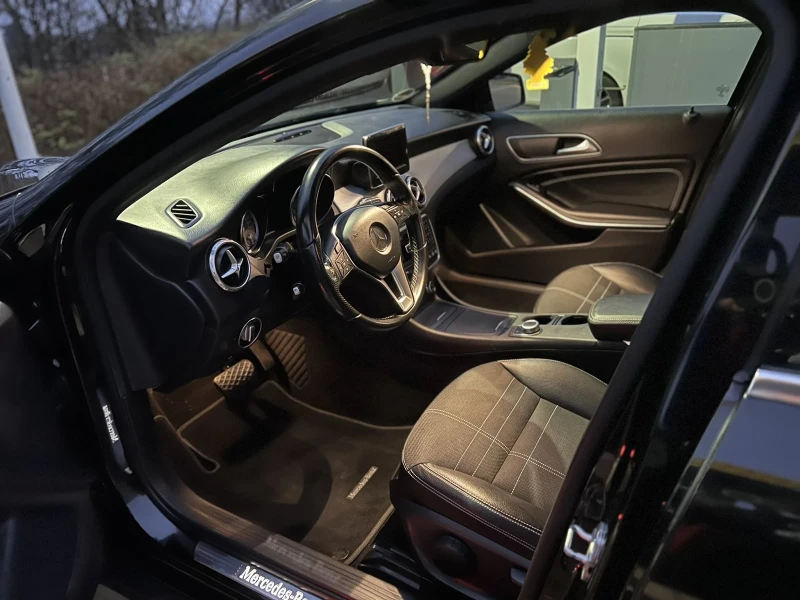 Mercedes-Benz GLA 200, снимка 5 - Автомобили и джипове - 53534744