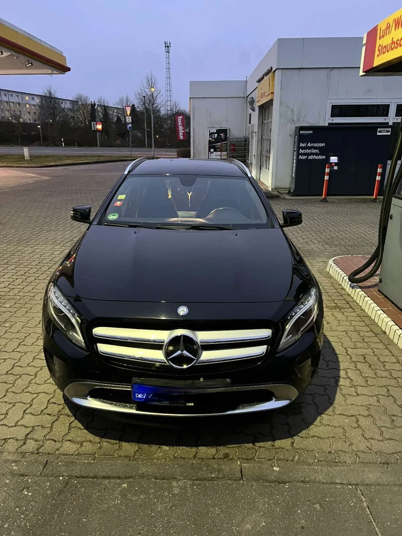 Mercedes-Benz GLA 200, снимка 7 - Автомобили и джипове - 53534744