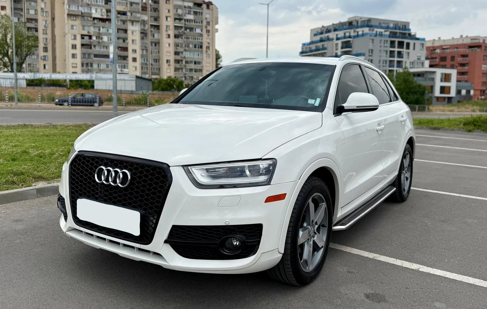Audi Q3 2.0i - изображение 2