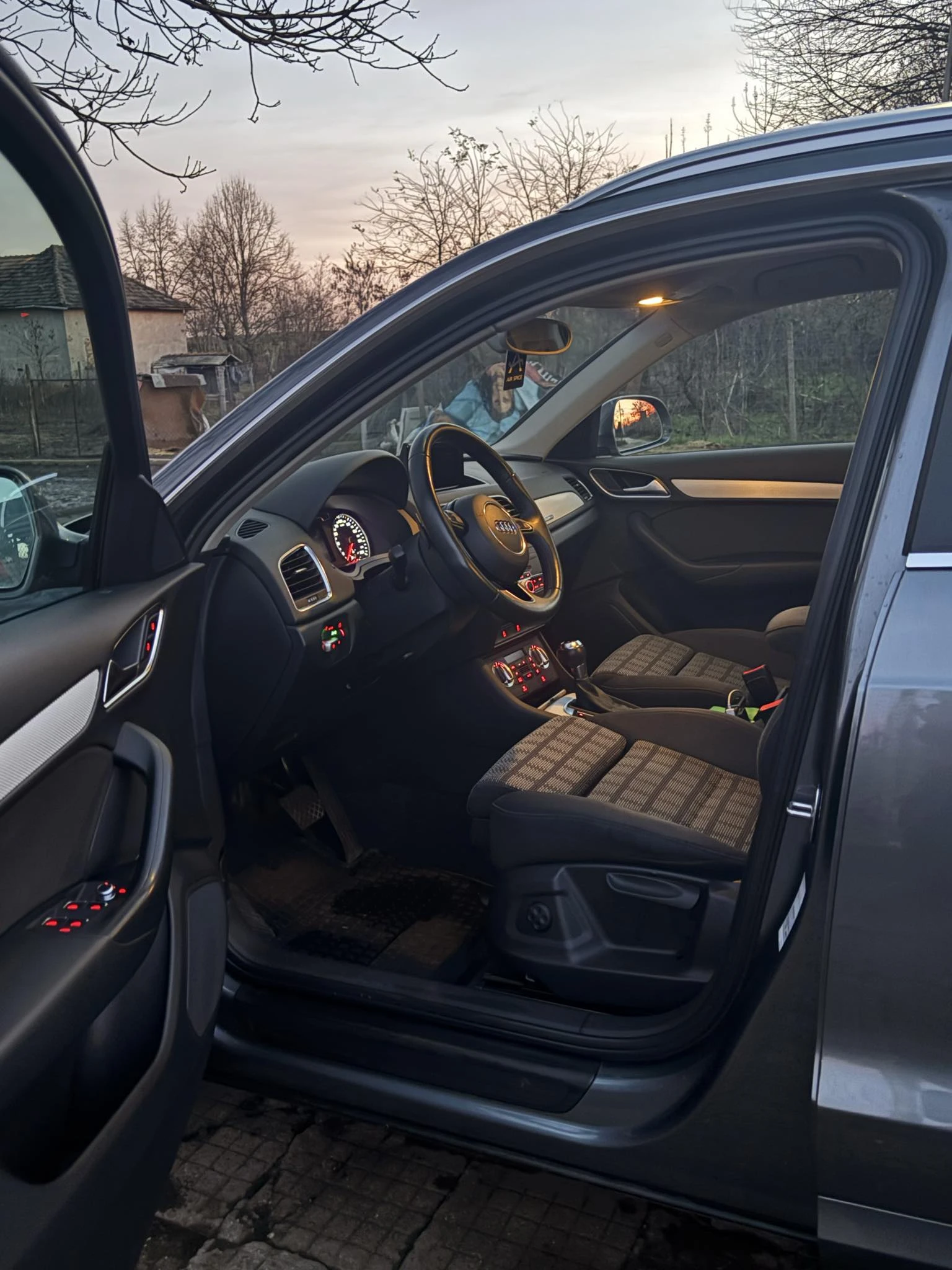Audi Q3 | Mobile.bg � ����������� 16