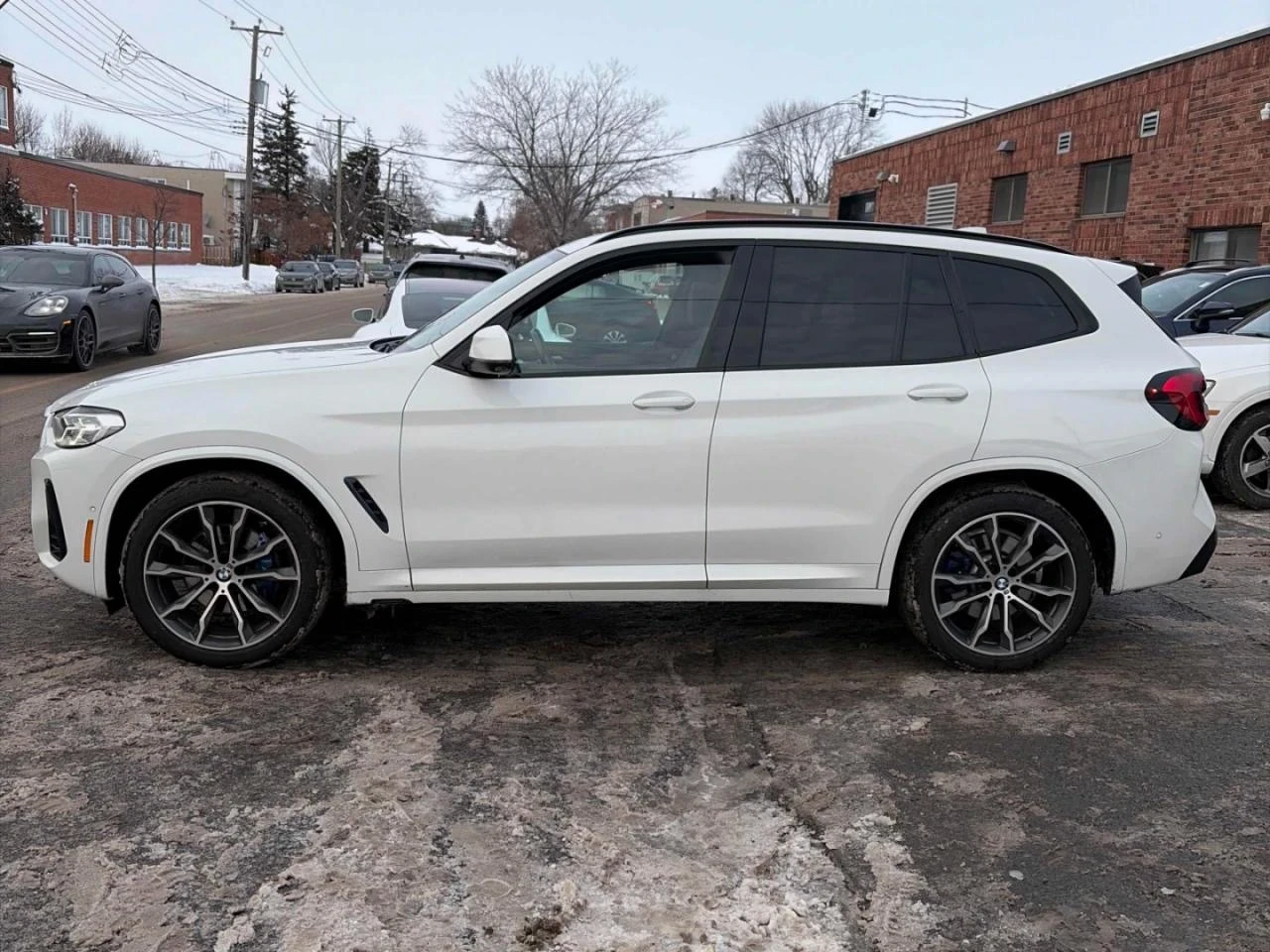 BMW X3 M-pkg* Xdrive* 360View* Keyless* Пано* Подгрев - изображение 3