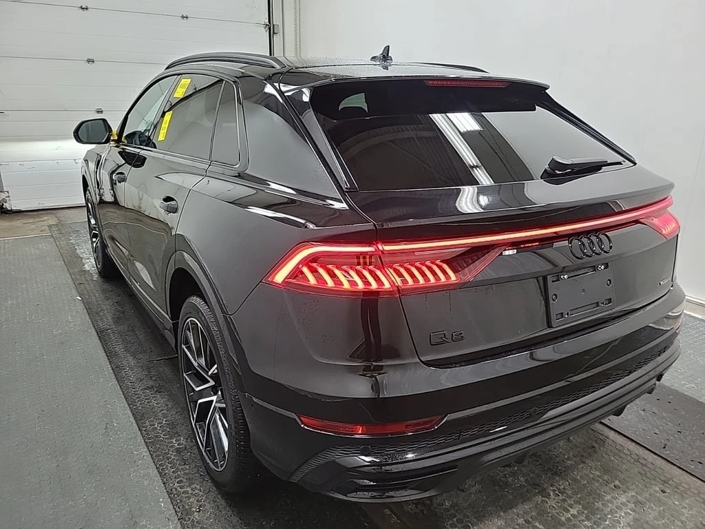 Audi Q8 PROGRESSIV* 360* ПАНОРАМА* ОБДУХВАНЕ - изображение 4