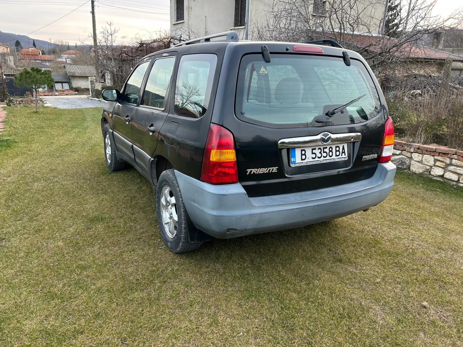 Mazda Tribute 2.0, снимка 3 - Автомобили и джипове - 53905575