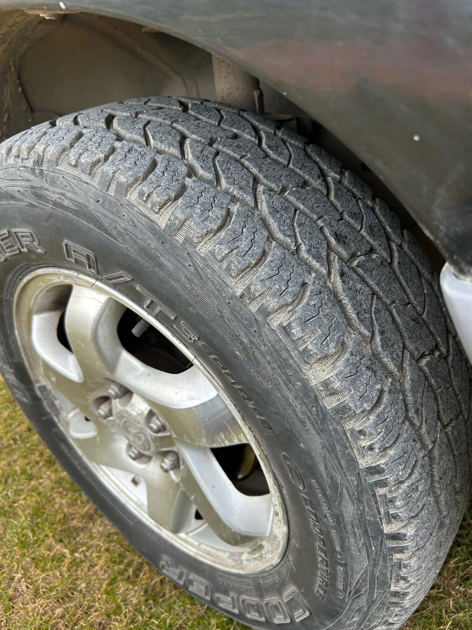 Mazda Tribute 2.0, снимка 13 - Автомобили и джипове - 53905575