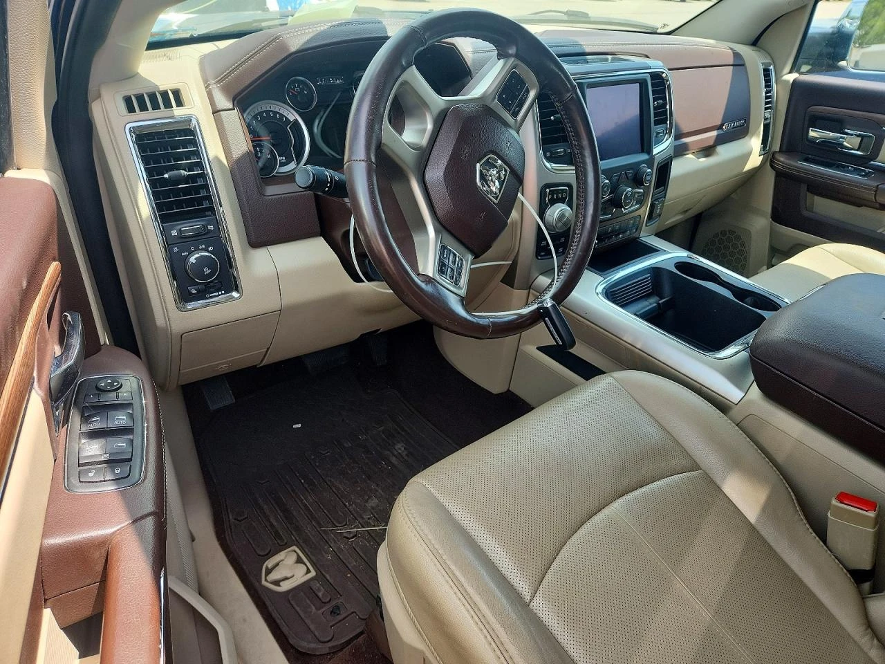 Dodge RAM 1500 LARAMIE | DOUBLE CAB | 5.7, снимка 8 - Автомобили и джипове - 55228689