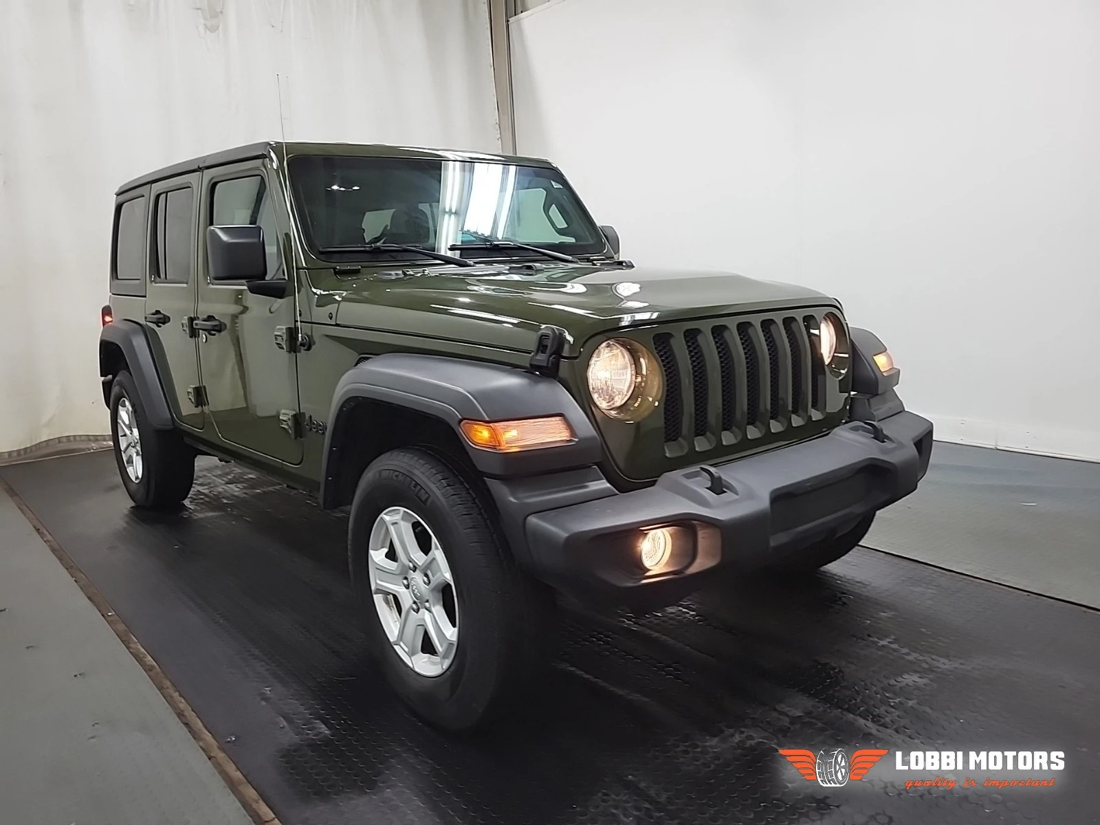 Jeep Wrangler, снимка 2 - Автомобили и джипове - 55992790