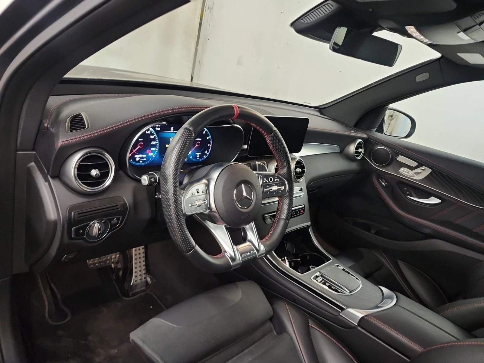 Mercedes-Benz GLC 43 AMG 4MATIC SUV  CARFAX, снимка 9 - Автомобили и джипове - 56017705