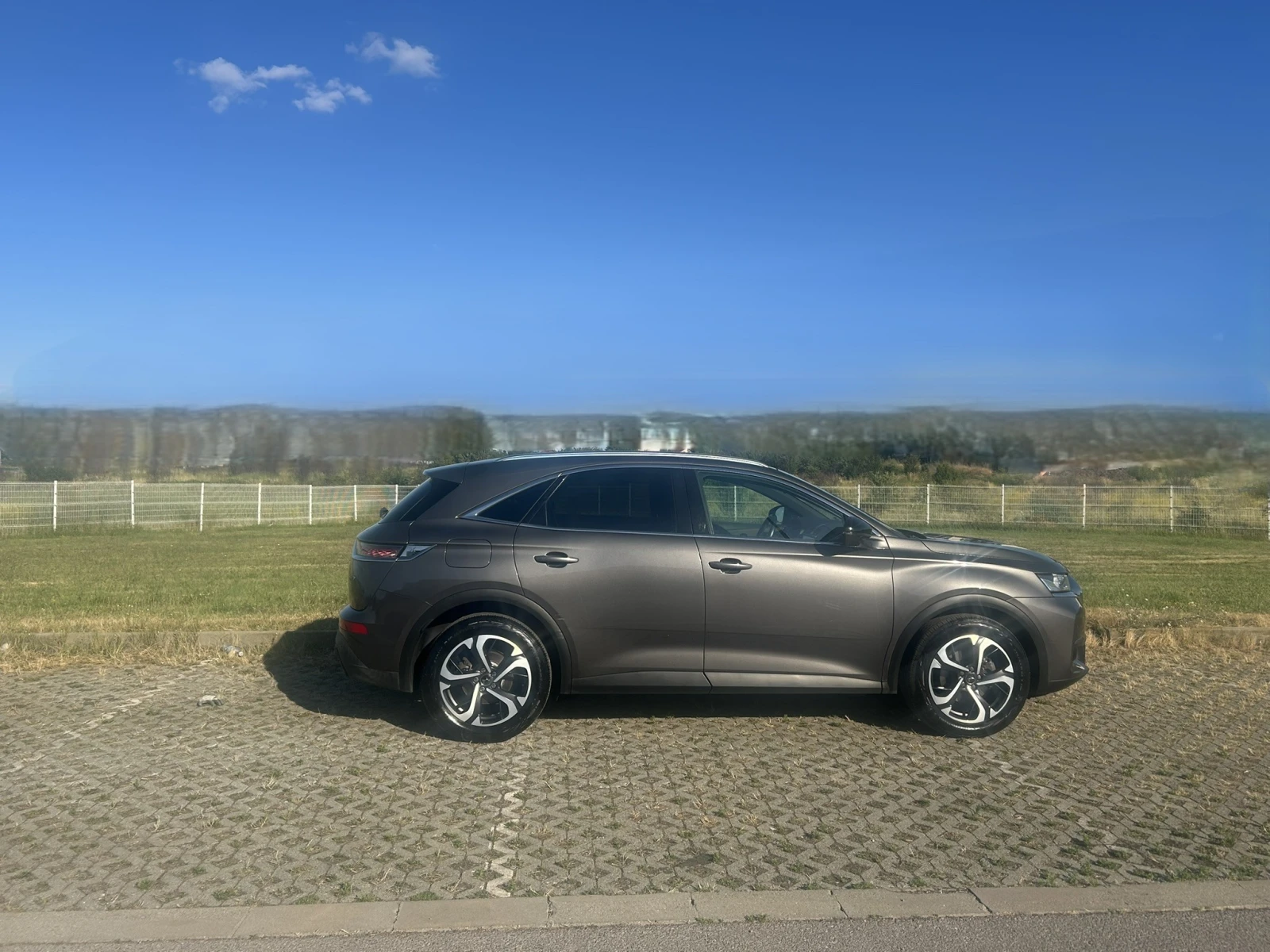 Citroen DS 7 Crossback 1.2 PureTech 131/Manual/Be Chic/EURO 6, снимка 8 - Автомобили и джипове - 56171900