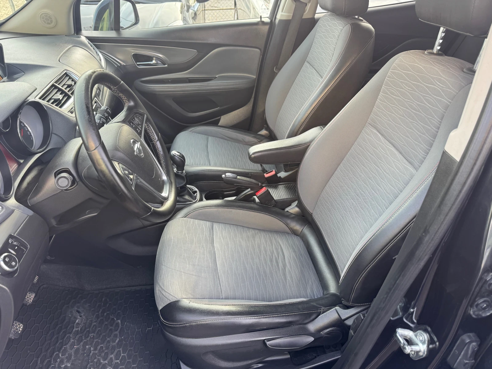 Opel Mokka FULL* 4x4* NAVI* ������* ����* 1.7td  131hp*  | Mobile.bg � ����������� 4