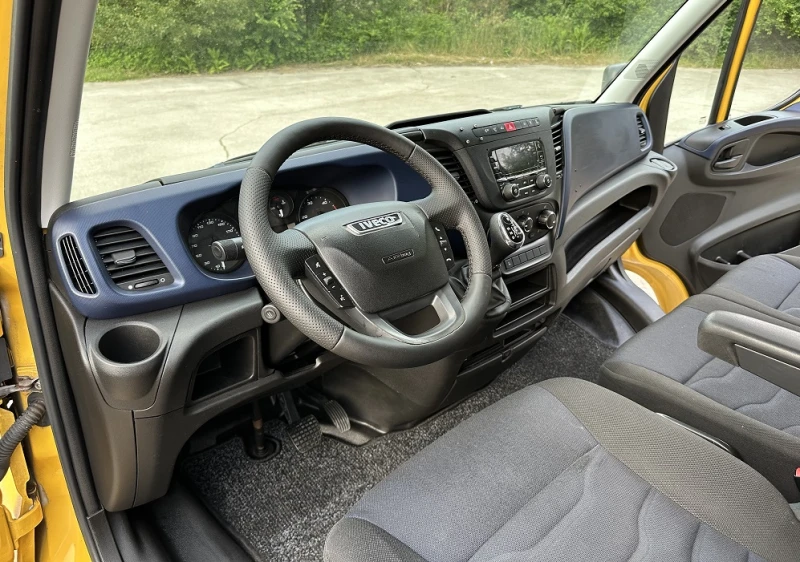 Iveco 35S18 3.0L* HI-MATIC* КЛИМА* CР.БАЗА с НАДСТРОЙКА, снимка 11 - Бусове и автобуси - 49716134