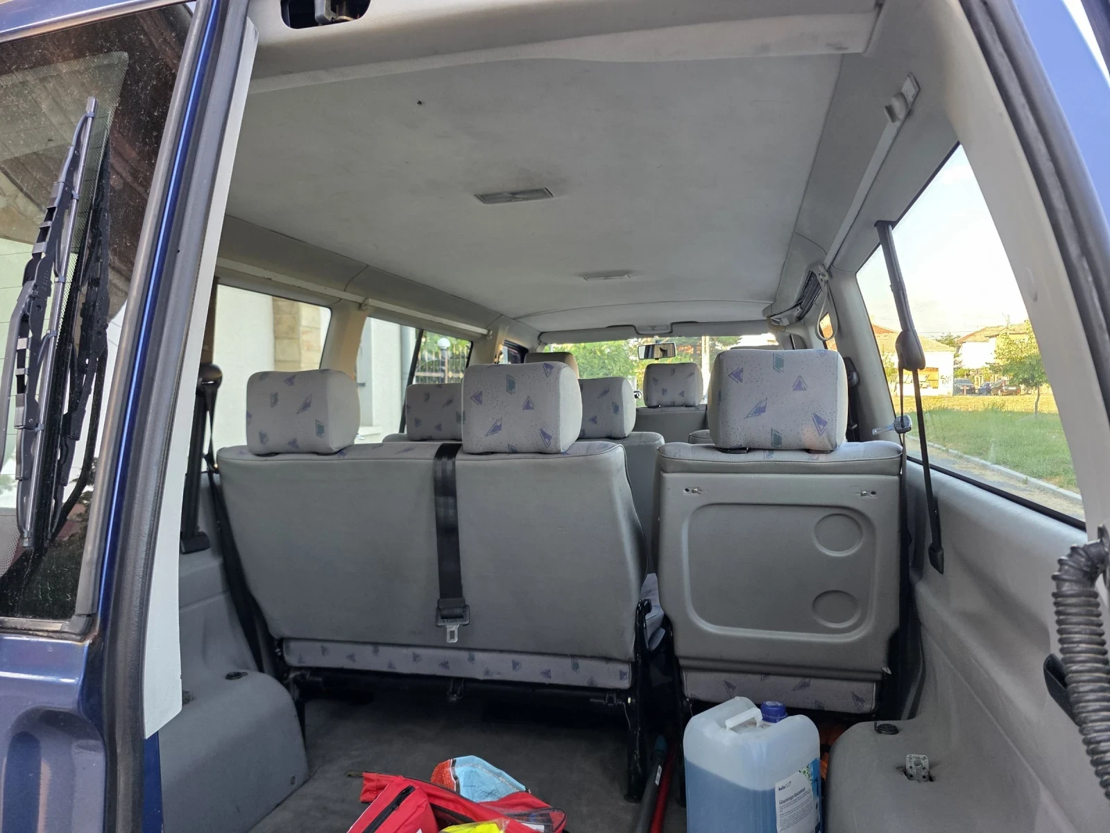 VW Caravelle 2, 5 TDI 9-местен климатик 102, снимка 12 - Бусове и автобуси - 55284595