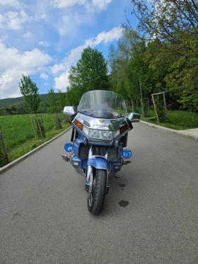 Honda Gold Wing 1.5 V6 | Mobile.bg    11