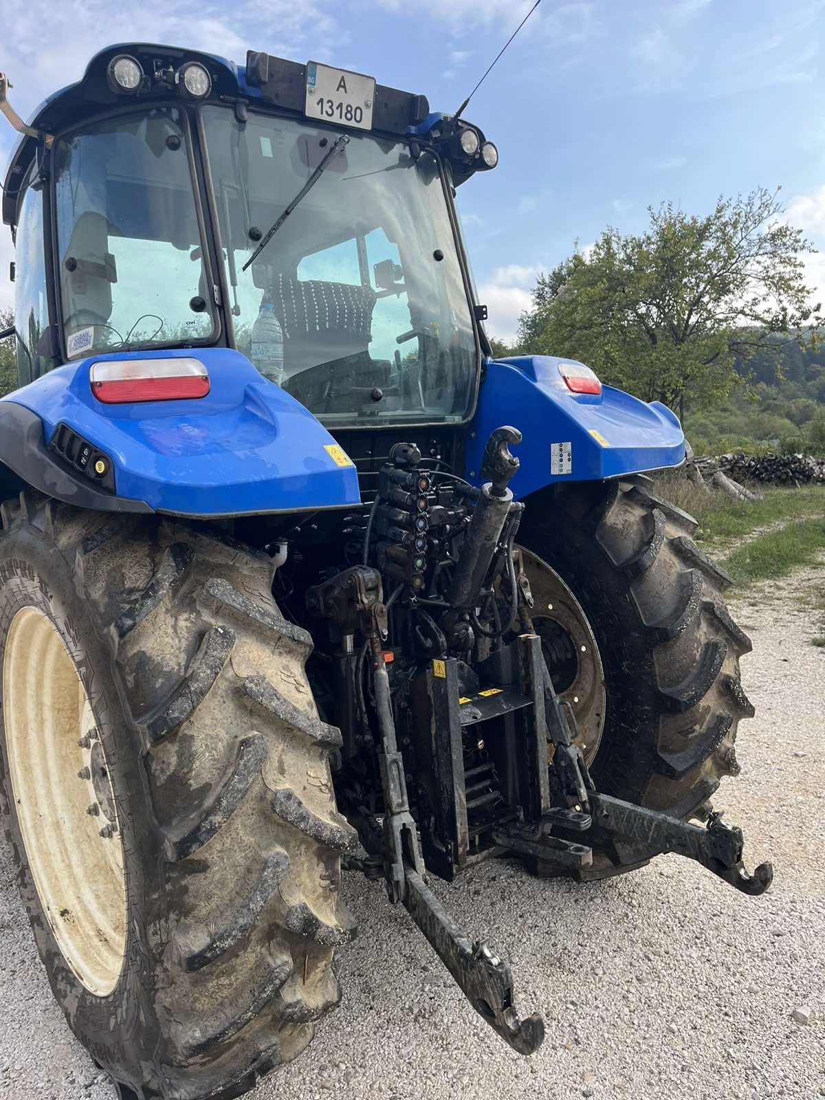 Трактор New Holland T5 - изображение 3