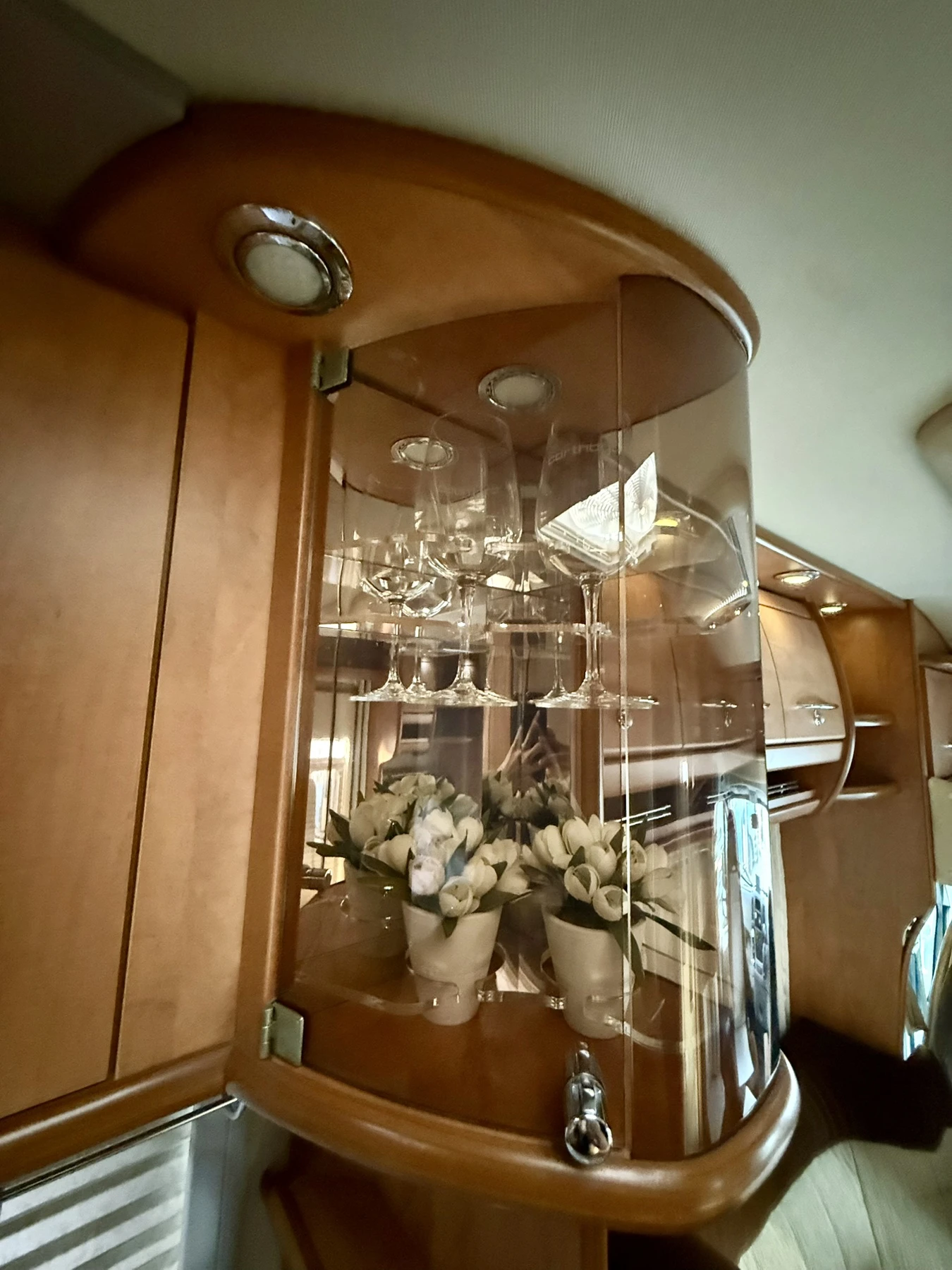 Кемпер Fiat  Carthago Chic C-Line, снимка 8 - Каравани и кемпери - 55705237