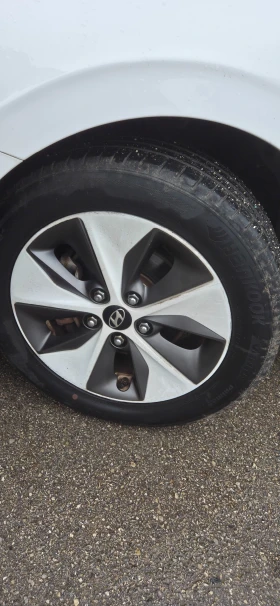 Hyundai Ioniq | Mobile.bg    4