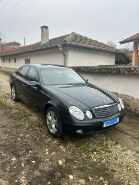 Mercedes-Benz E 220, снимка 2