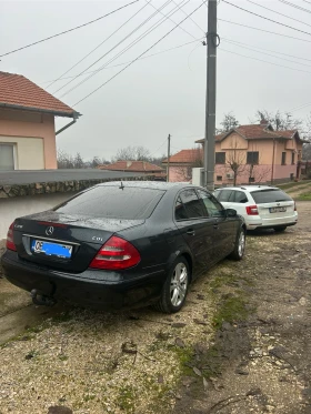 Mercedes-Benz E 220, снимка 4