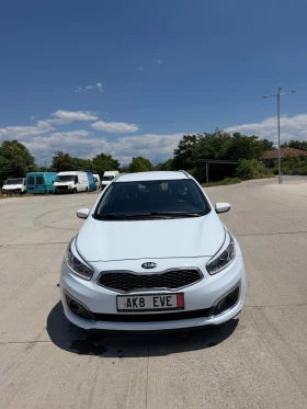 Kia Ceed 1.6 Diesel - 6150 € / 12028.35 лв. - 44887192 2
