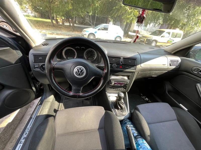 VW Golf, снимка 6 - Автомобили и джипове - 47400089