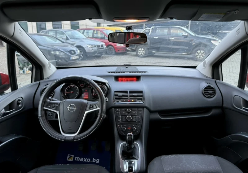 Opel Meriva 1.4i, снимка 10 - Автомобили и джипове - 47796885