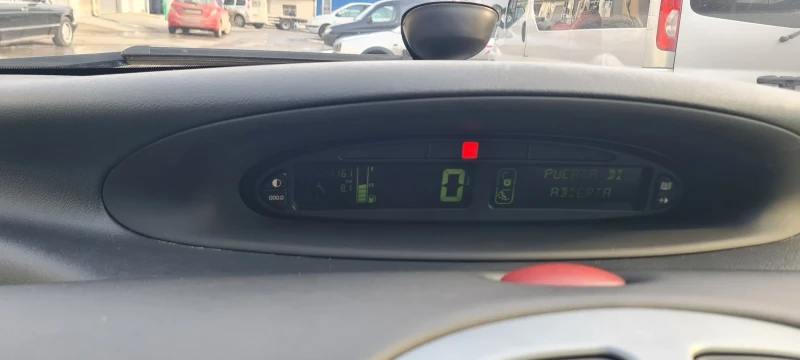 Citroen Xsara picasso 1.6 D , снимка 7 - Автомобили и джипове - 49522828