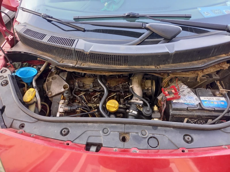 Renault Scenic, снимка 4 - Автомобили и джипове - 52884713