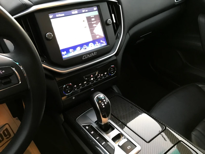 Maserati Ghibli SQ4, снимка 11 - Автомобили и джипове - 50352017