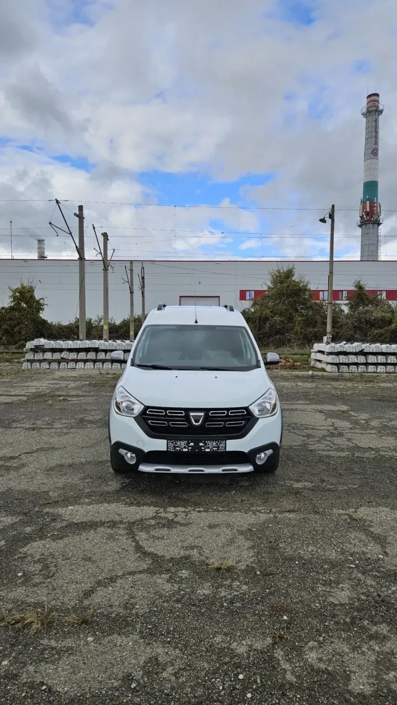 Dacia Dokker 1.6 SCe / Газ - 102 к.с, снимка 2 - Автомобили и джипове - 52482376