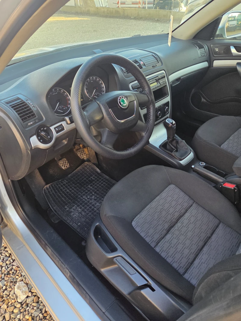 Skoda Octavia 1.6 tdi 4x4 105 k.c, снимка 9 - Автомобили и джипове - 52774424