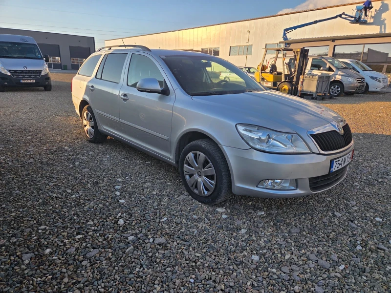 Skoda Octavia 1.6 tdi 4x4 105 k.c, снимка 2 - Автомобили и джипове - 52774424