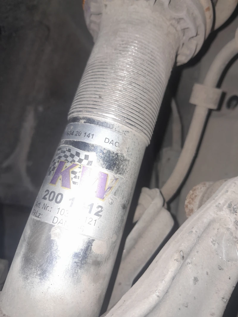 BMW 525 2.2 Бензин , снимка 10 - Автомобили и джипове - 52893612