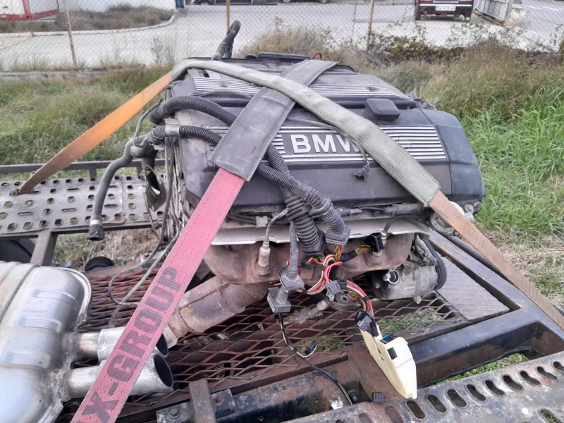 BMW 525 2.2 Бензин , снимка 3 - Автомобили и джипове - 52893612