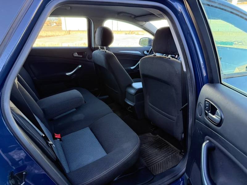 Ford Mondeo 2.0 TDCI, снимка 8 - Автомобили и джипове - 53107216