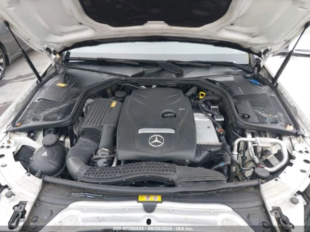 Mercedes-Benz C 300 LUXURY/SPORT, снимка 15 - Автомобили и джипове - 47400779