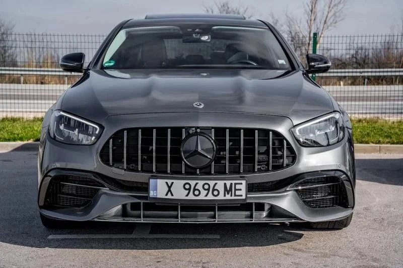 Mercedes-Benz E 220 AMG OPTICA, снимка 2 - Автомобили и джипове - 54401907