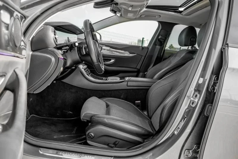 Mercedes-Benz E 220 AMG OPTICA, снимка 8 - Автомобили и джипове - 54401907