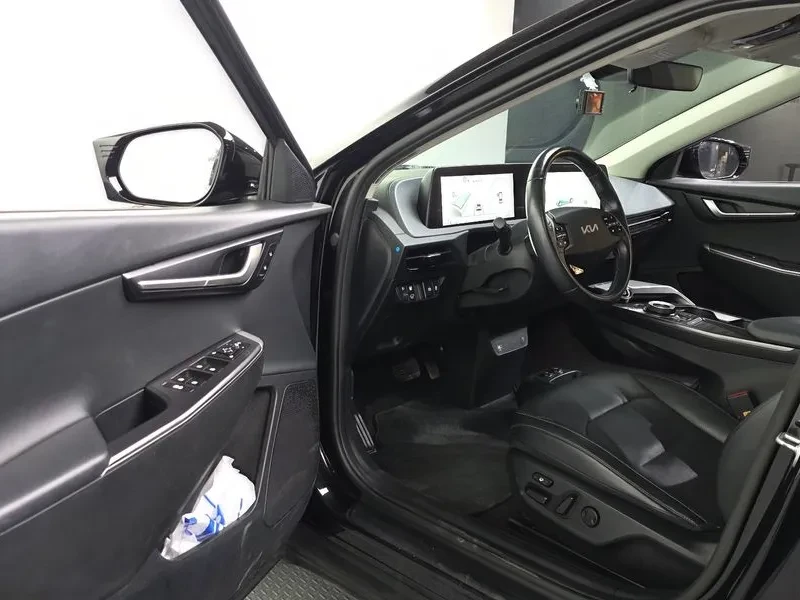 Kia EV6 Long Range Air - САМО 30% АВАНС, снимка 10 - Автомобили и джипове - 56288190