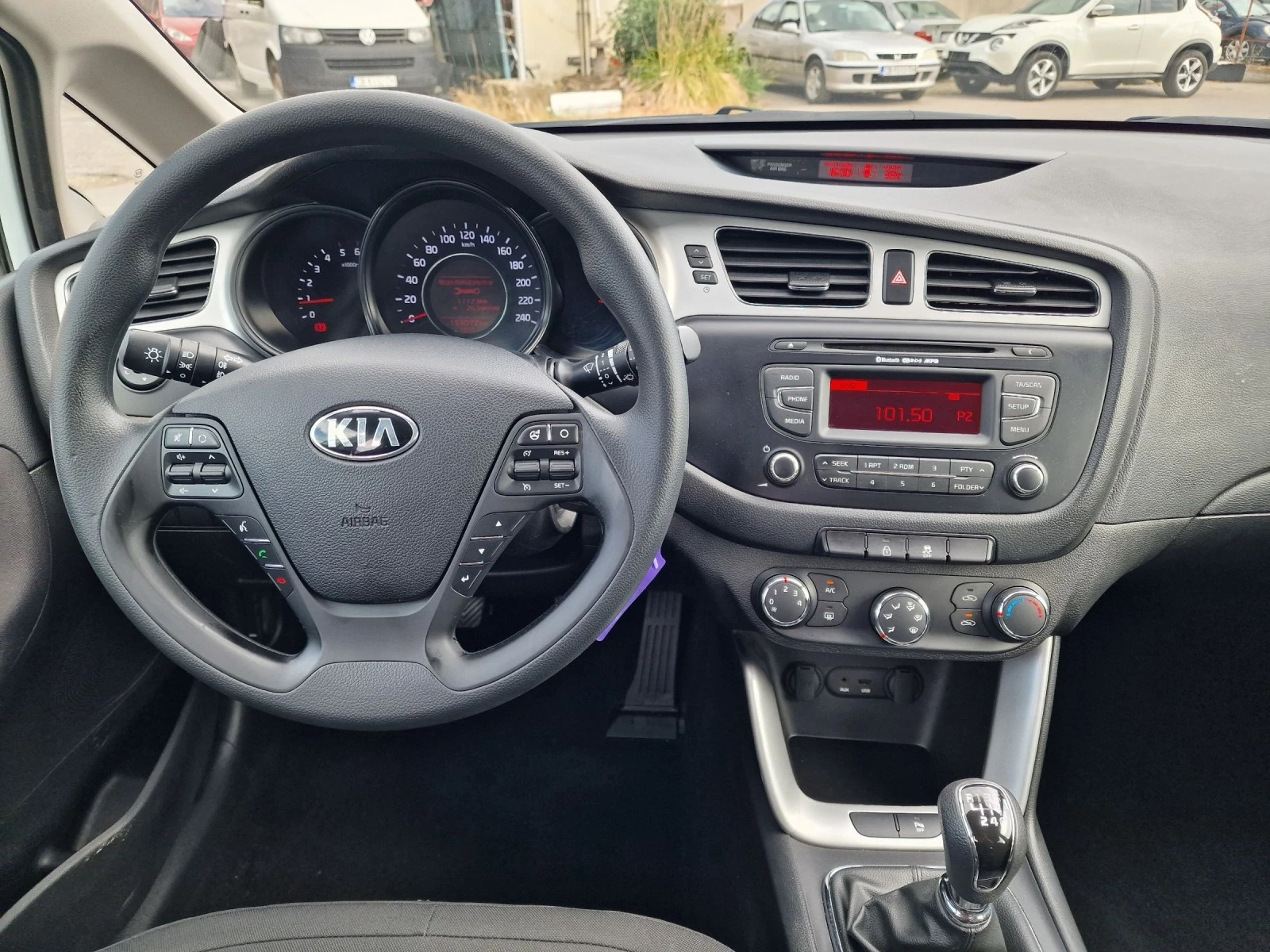 Kia Ceed 1.6crdi 159000км! - изображение 9