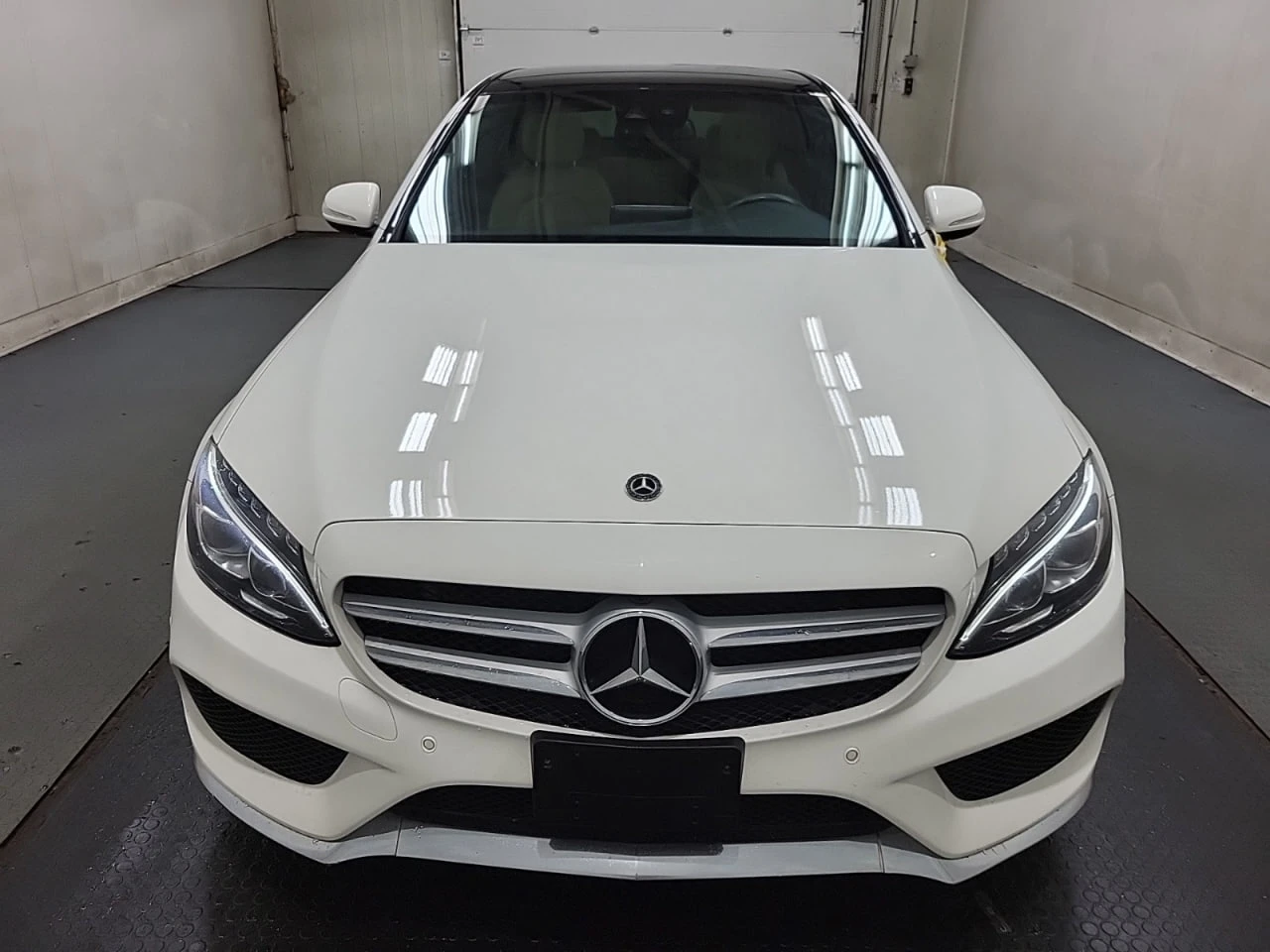 Mercedes-Benz C 400 * CARFAX * АВТО КРЕДИТ * ЦЕНА ДО БГ! - изображение 2