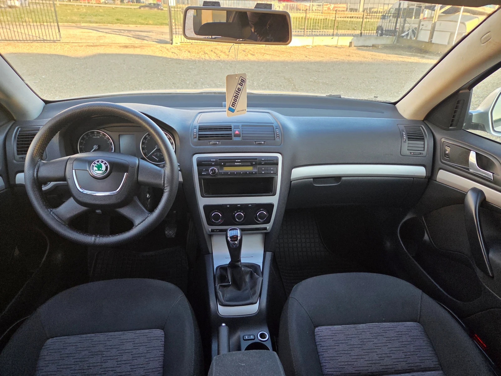 Skoda Octavia 1.6 tdi 4x4 105 k.c - изображение 7