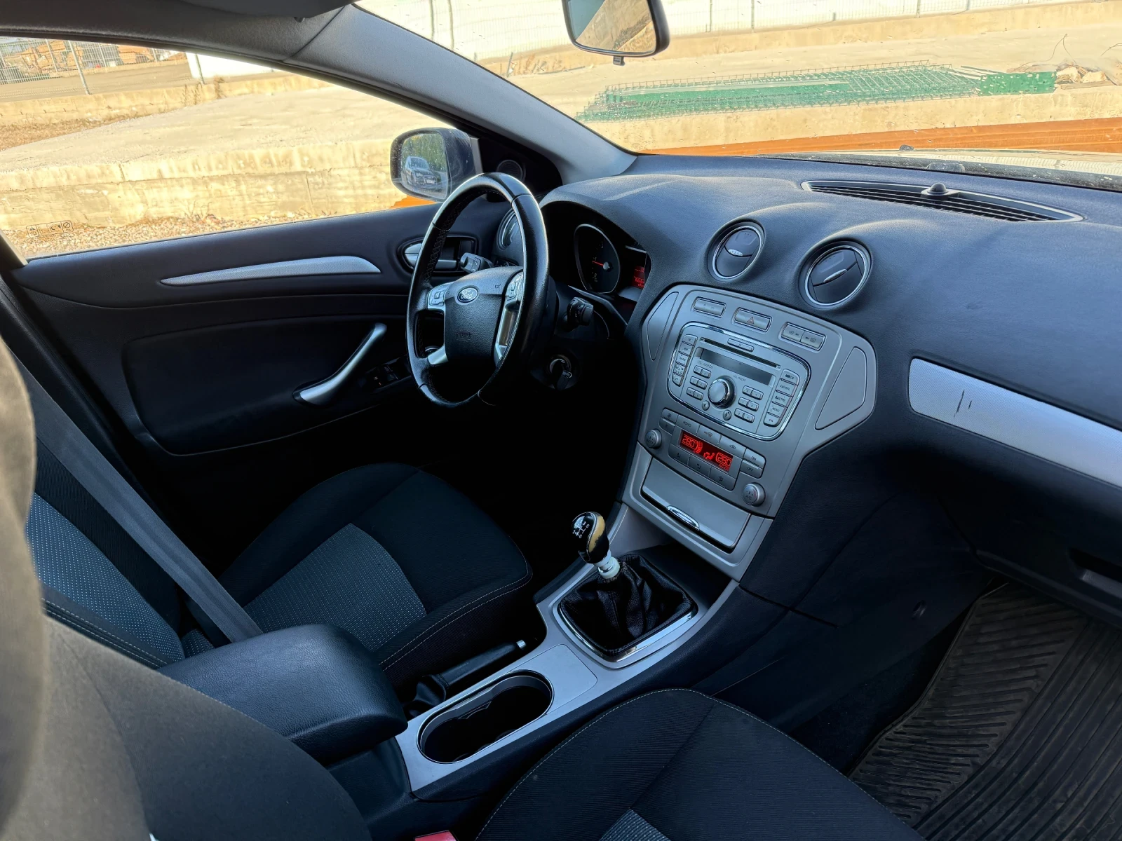 Ford Mondeo 2.0 TDCI - изображение 10