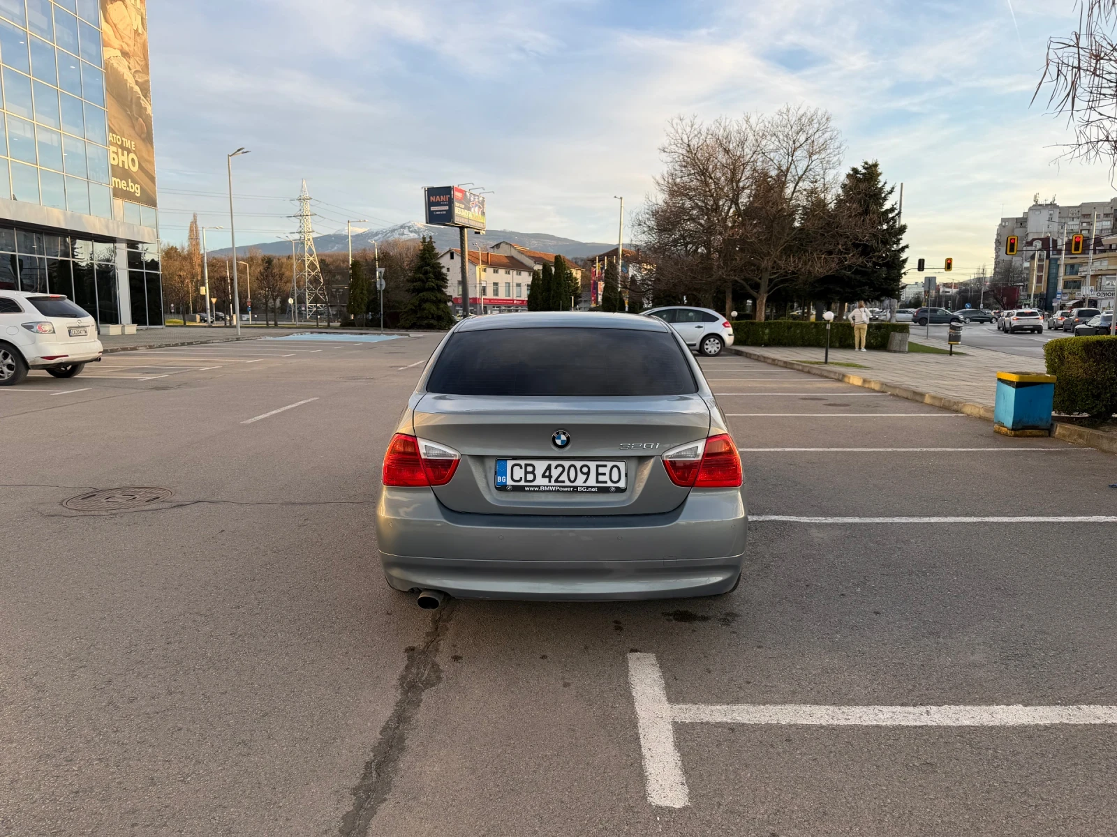 BMW 320, снимка 5 - Автомобили и джипове - 54115287