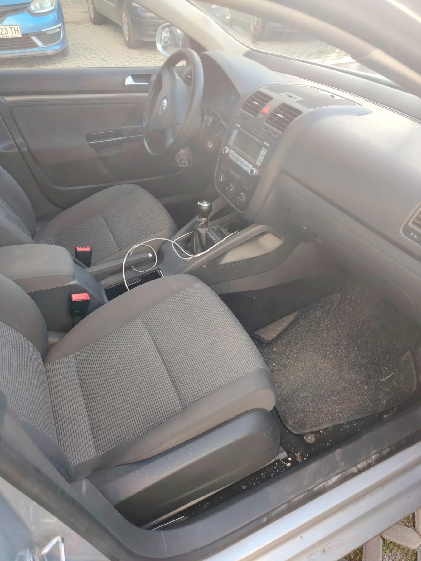 VW Golf, снимка 5 - Автомобили и джипове - 54332854