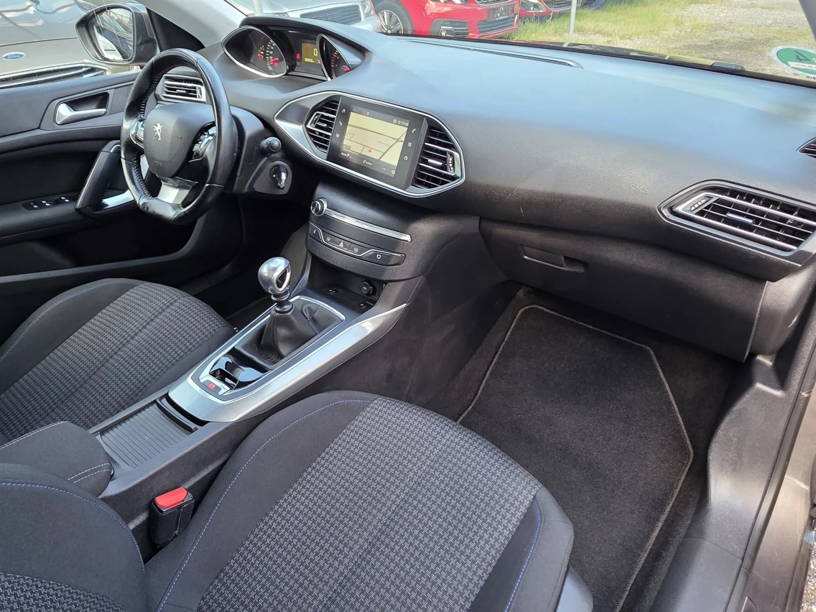 Peugeot 308 1.2 e-THP Style Panorama | Mobile.bg � ����������� 8