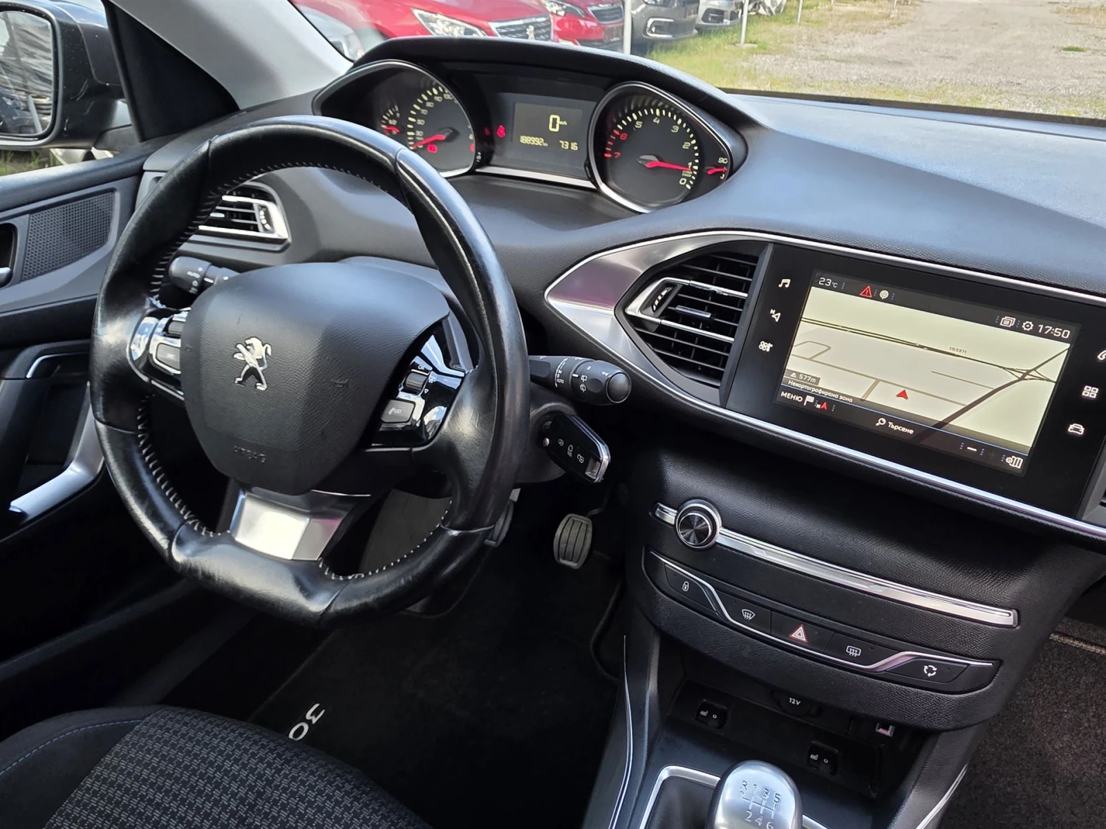 Peugeot 308 1.2 e-THP Style Panorama | Mobile.bg � ����������� 11
